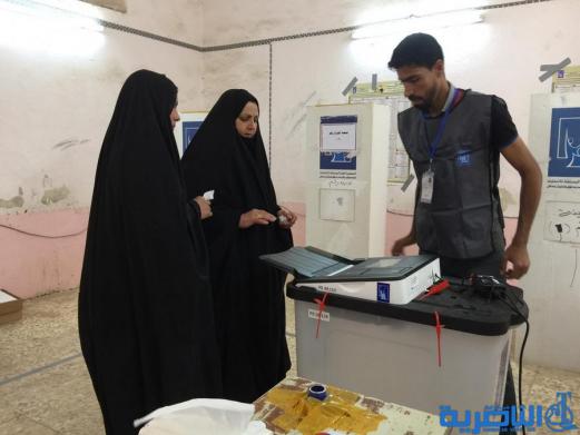 بالصور:الساعات الاولى من انطلاق التصويت العام في احد مراكز الناصرية الانتخابية