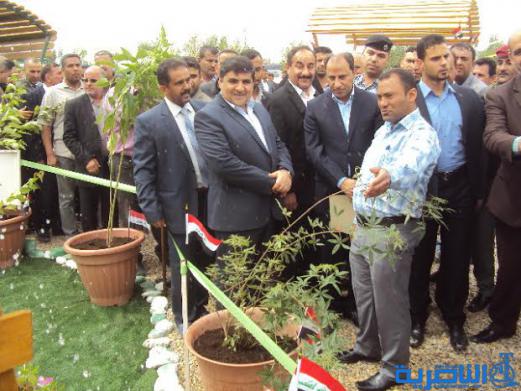 افتتاح معرض الزهور ونباتات الزينة الاول لبلديات ذي قار بحضور وزير البلديات ومحافظ ذي قار - تقرير مصور -