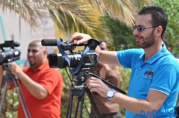  صحافيو ذي قار يتظاهرون لالغاء شرط مسقط الراس في توزيع الاراضي السكنية - تقرير مصور -