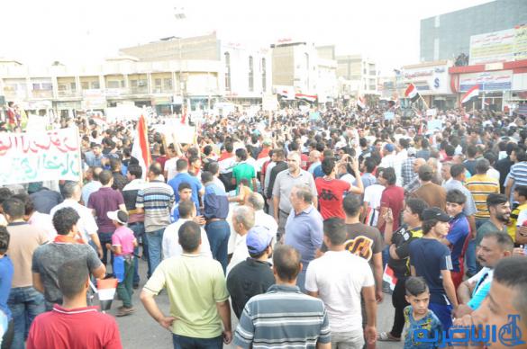 بالصور : الالاف يتظاهرو