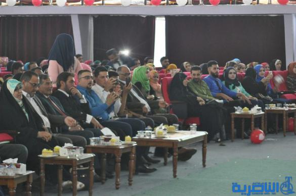 كلية الاداب في ذي قار تحتفي بتخرج الدفعة الاخيرة من طلبة قسم الاعلام - تقرير مصور -