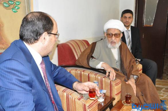 المالكي يزور أية الله الشيخ الناصري في منزله ويبحث معه الشأن العراقي – تقرير مصور -