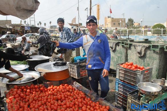 بالصور : في مدينة الشطرة الناس منشغلون فقط بصناعة الحياة 