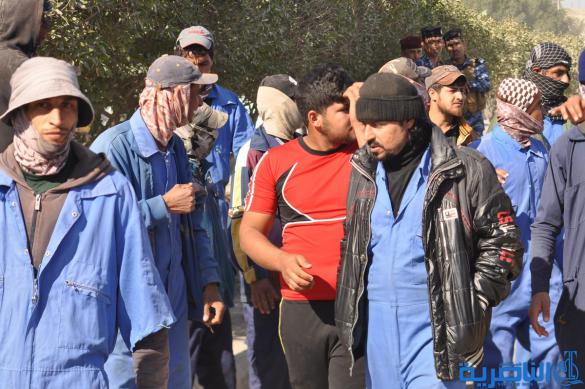الاجراء اليوميون في بلدية الناصرية يتظاهرون للمطالبة برواتبهم المتاخرة - تقرير مصور -