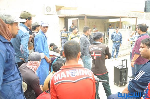  اجراء بلدية الناصرية يتظاهرون مجددا للمطالبة باطلاق رواتبهم المتاخرة - تقرير مصور -