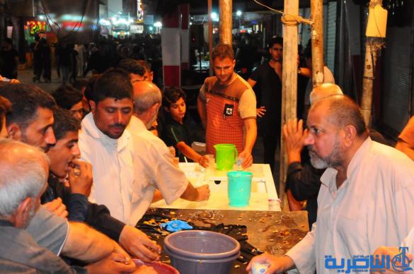 بالصور:المواكب الحسينية في الناصرية تحيي ذكرى ليلة العاشر من المحرم