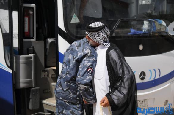 بالصور : كيف ودع شيوخ الناصرية أولادهم إلى ساحات الجهاد