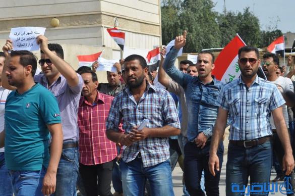 الاجراء في صحة ذي قار يتظاهرون لحسم ملف تعينهم   - تقرير مصور -