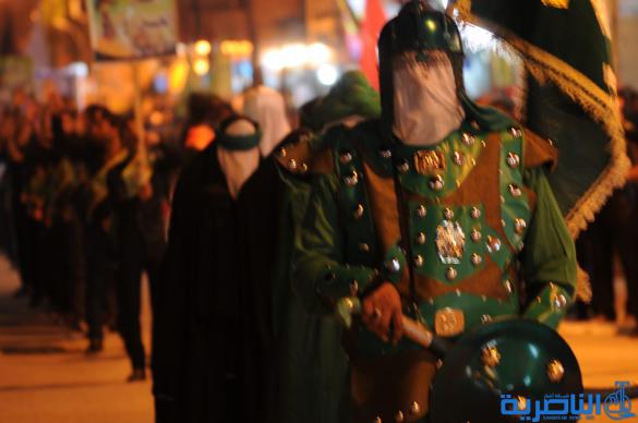 بالصور : مواكب العزاء في ليلة السابع من محرم في مدينة الناصرية 