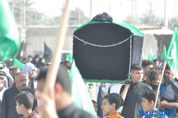 بالصور:الآلاف من الحشود المؤمنة تحيي ذكرى شهادة الإمام موسى الكاظم عليه السلام