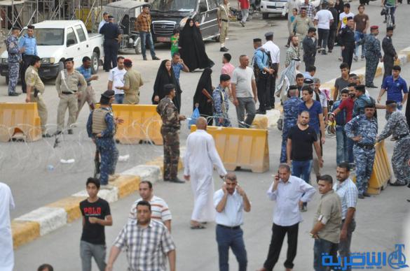 بالصور : المئات يتظاهرون في الناصرية للمطالبة  بالمزيد من الاصلاحات