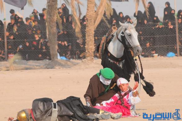 بالصور:الناصرية تحيي ذكرى عاشوراء بعرض تشابيه لواقعة الطف