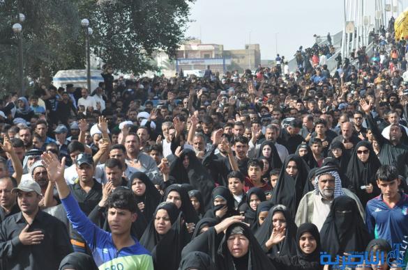 بالصور:الآلاف من الحشود المؤمنة تحيي ذكرى شهادة الإمام موسى الكاظم عليه السلام