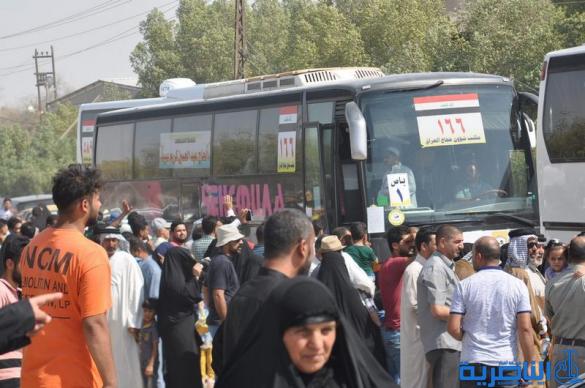 بالصور ... انطلاق قوافل حجاج ذي قار برا
