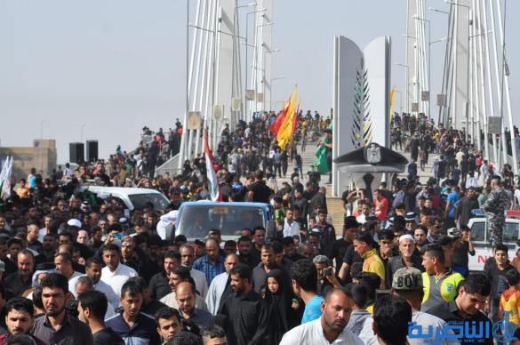 بالصور:الآلاف من الحشود المؤمنة تحيي ذكرى شهادة الإمام موسى الكاظم عليه السلام