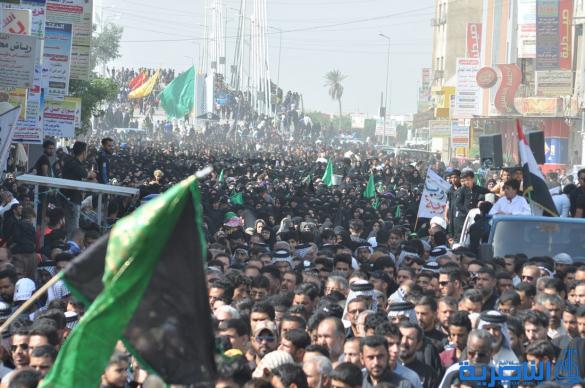 بالصور:الآلاف من الحشود المؤمنة تحيي ذكرى شهادة الإمام موسى الكاظم عليه السلام