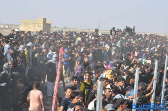 بالصور:الناصرية تنظم عرض لتشابيه واقعة الطف في يوم العاشر من شهر محرم