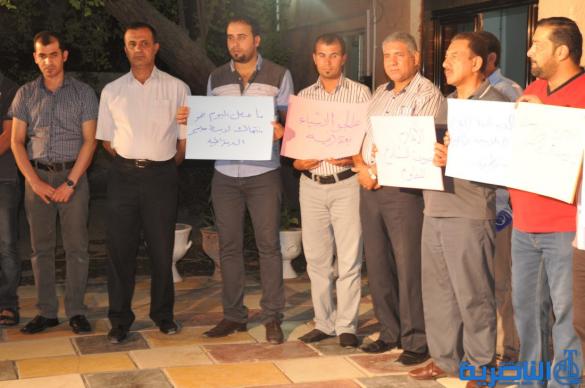 صحفيو محافظة ذي قار يقفون احتجاجا ضد الانتهاكات التي يتعرضون لها – تقرير مصور -
