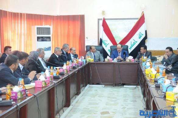تقرير مصور عن اجتماع المالكي مع اعضاء مجلس ذي قار