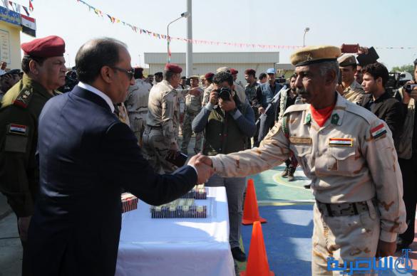 تقرير مصور عن زيارة وزير الدفاع خالد العبيدي الى مدينة الناصرية