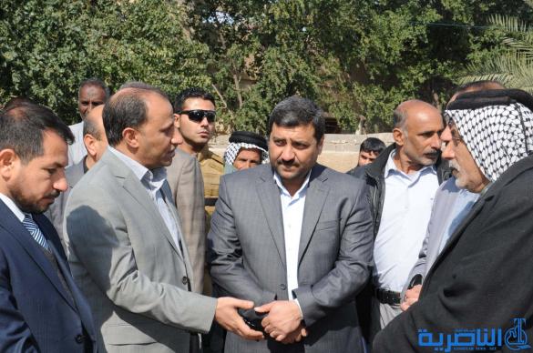 محافظ ذي قار يشرف على الجهد الخدمي في مناطق الاسكان الصناعي وخلف السريع – تقرير مصور -