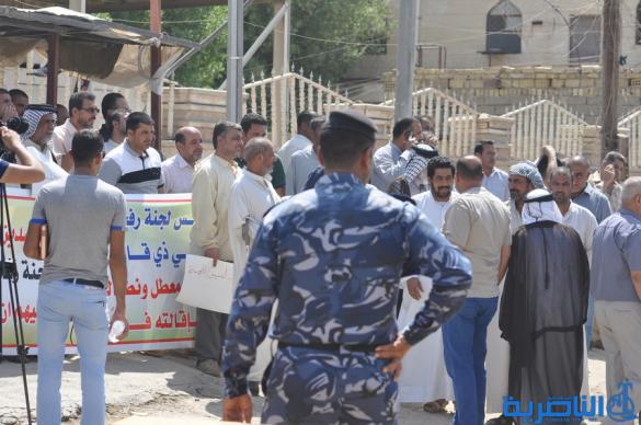  محتجزو رفحاء يتظاهرون في الناصرية للمطالبة بتغيير رئيس لجنة رفحاء في ذي قار - تقرير مصور -