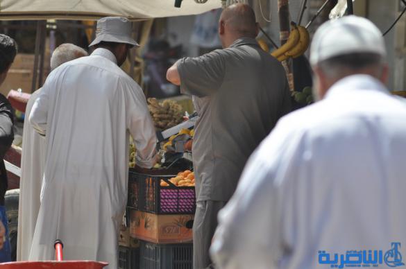  اسعار الاغذية تحلق مرتفعة ، والذرائع كثيرة ، رمضان قادم ، والدولار مرتفع ، والطرق مقطوعة - تقرير مصور -