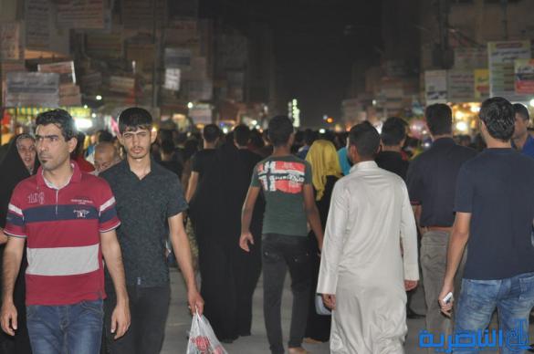بالصور : اسواق الناصرية لا تنام الليل ، ودكاكينها عامرة بهدايا العيد