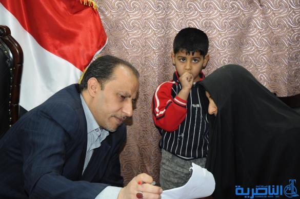محافظ ذي قار يوعز بحل 150 شكوى تلقاها بصورة مباشرة خلال اللقاء الاسبوعي 