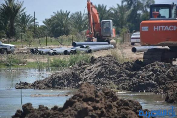 تجهيز قضاء الاصلاح بانابيب عملاقة لتصريف مياه السيول