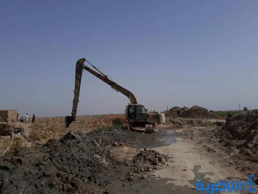 الجهد الهندسي للحشد الشعبي يباشر بكري الانهار في الرفاعي - تقرير مصور -