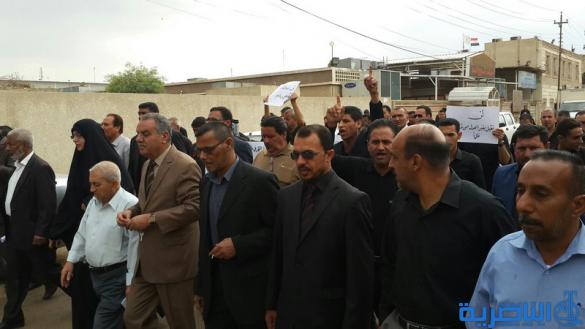 متظاهرون في الشطرة يطالبون بمحاكمة بعثي كبير من ابناء المدينة بعد ايام من اعتقاله 
