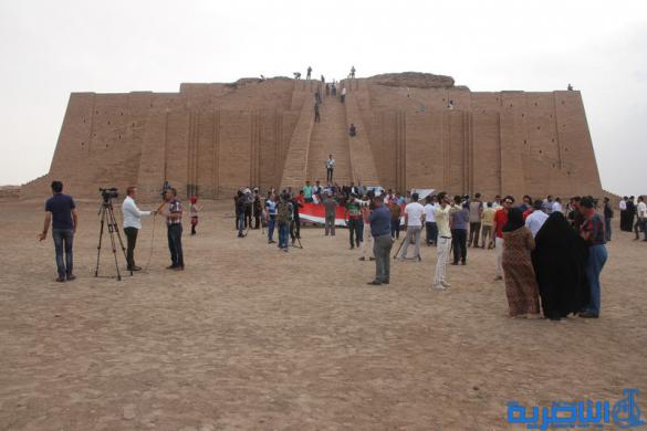 بالصور : ناشطون ينظمون وقفة تضامنية دعما لضم اهوار ذي قار واثارها للتراث العالمي