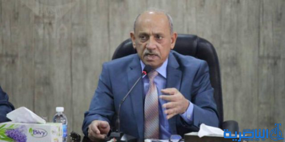 وزير النقل يقرر منع دخول سيارات الوزراء والنواب والمسؤولين الى مدارج المطارات