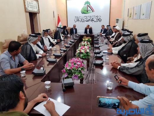 محافظ ذي قار يتسلم مطالب متظاهري ناحية الطار ويؤكد دعمه لها