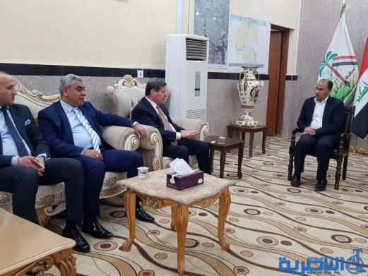 محافظ ذي قار يستقبل وكيل وزير النفط ويفتتح عدداً من المشاريع النفطية