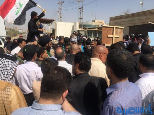 العشرات من ذوي الشهداء يتظاهرون في الناصرية للمطالبة بحقوقهم- تقرير مصور -
