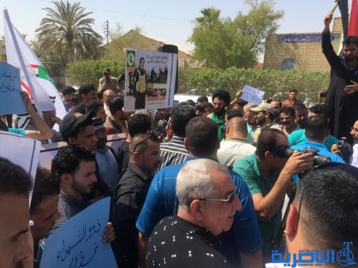 العشرات من ذوي الشهداء يتظاهرون في الناصرية للمطالبة بحقوقهم- تقرير مصور -