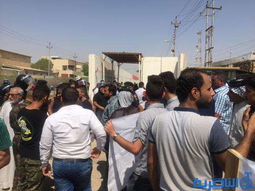 العشرات من ذوي الشهداء يتظاهرون في الناصرية للمطالبة بحقوقهم- تقرير مصور -