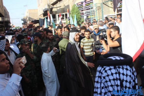 بالصور: الناصرية تشيع الشيخ ابو ابراهيم الناصري الى مثواه الاخير