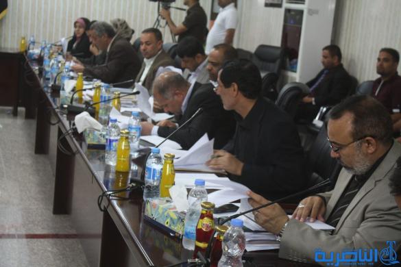مجلس ذي قار يعقد جلسة استثنائية لبحث موازنة المحافظة للعام 2014 - تقرير مصور - 