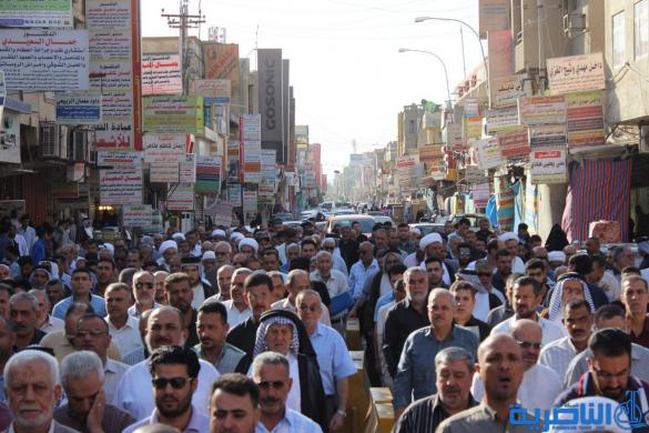 بالصور: الناصرية تشيع الشيخ ابو ابراهيم الناصري الى مثواه الاخير