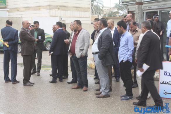 مقاولو ذي قار يتظاهرون للمطالبة بصرف مستحقاتهم المالية - تقرير مصور -