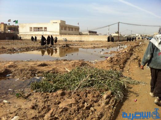 العشرات من أهالي مناطق خلف السريع في الناصرية يتظاهرون للمطالبة بتوفير الخدمات – تقرير مصور -