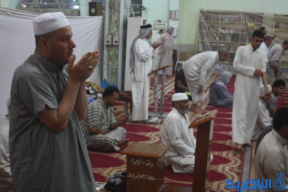 74 مصليا يؤدون شعيرة الاعتكاف في مسجد الشيخ عباس الكبير في الناصرية - تقرير مصور - 