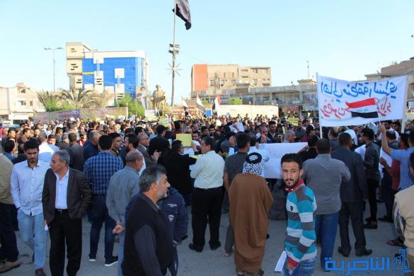 بالصور:تظاهرة في الناصرية ضد مشروع الخصخصة 