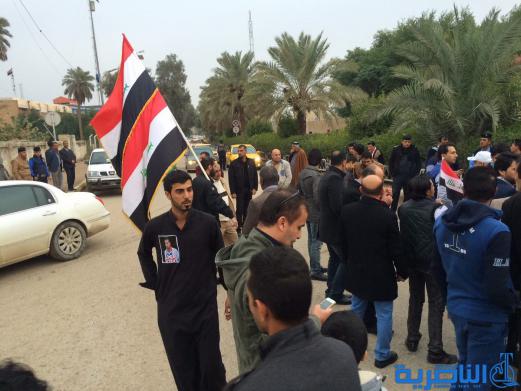 بالصور : متظاهرو الناصرية يطالبون بإصلاح النظام القضائي