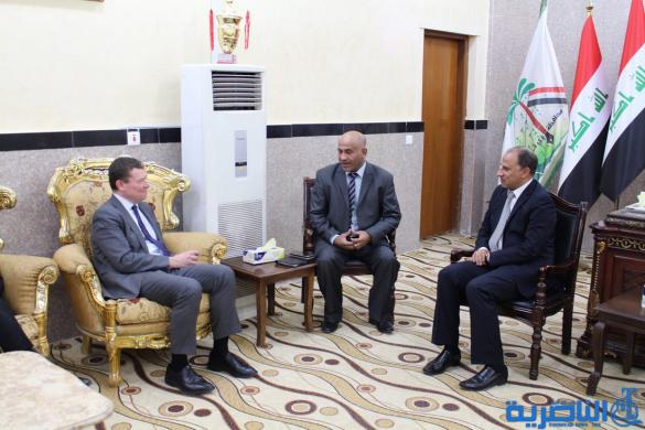 محافظ ذي قار يستقبل السفير السويدي ويتعهد بتسهيل عمل الشركات الاستثمارية السويدية في المحافظة - تقرير مصور -