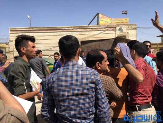 المحاضرون بالمجان يتظاهرون لتثبيتهم على الملاك الدائم في تربية ذي قار - تقرير مصور -