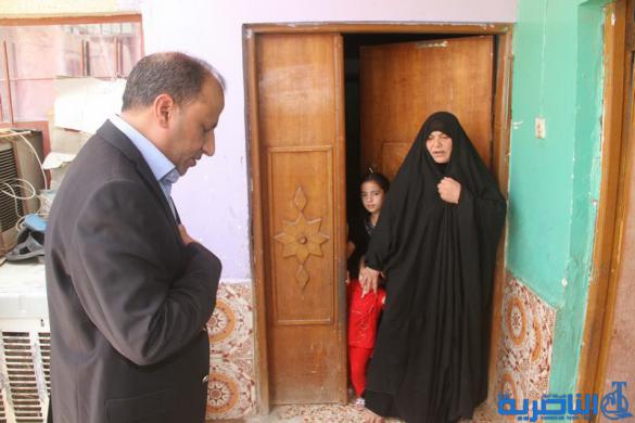 محافظ ذي قار يتفقد عدد من اسر الشهداء بمناسبة عيد الفطر المبارك – تقرير مصور -
